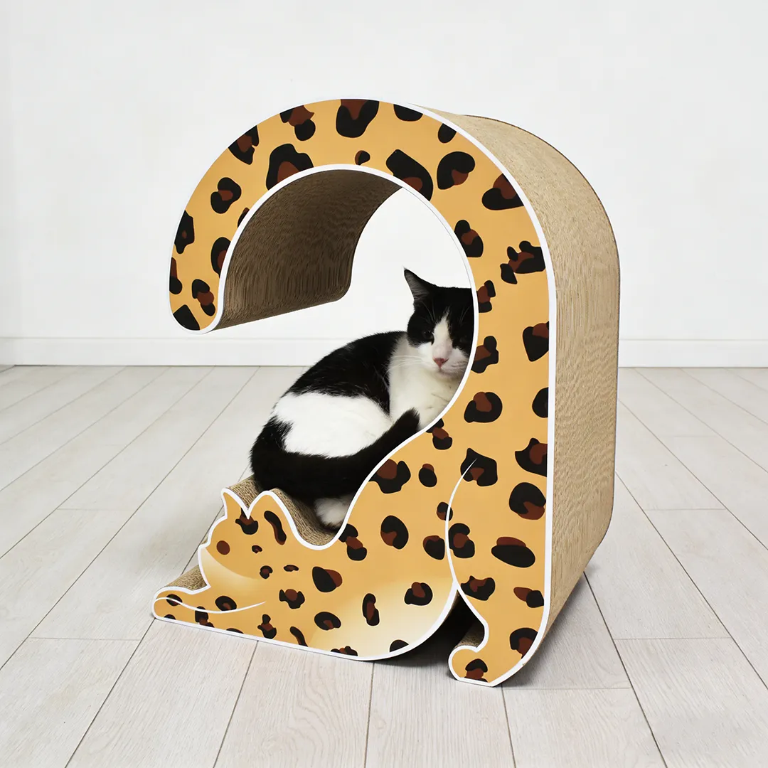 Calico Cat-Shaped Scratching Post ZB-0041